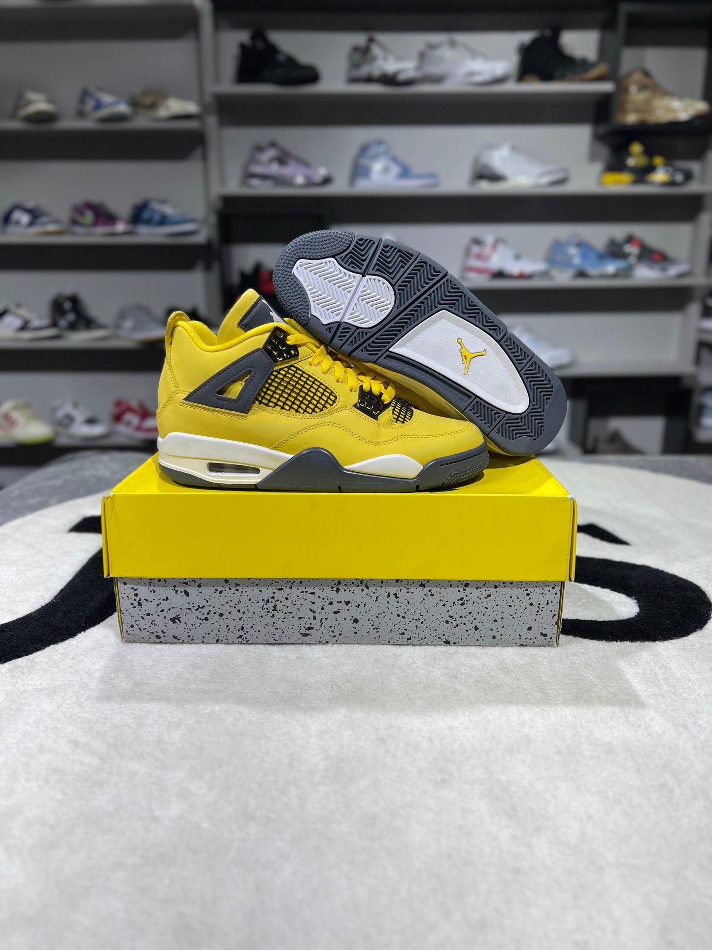 JORDAN RETRO 4 LIGHTNING GS