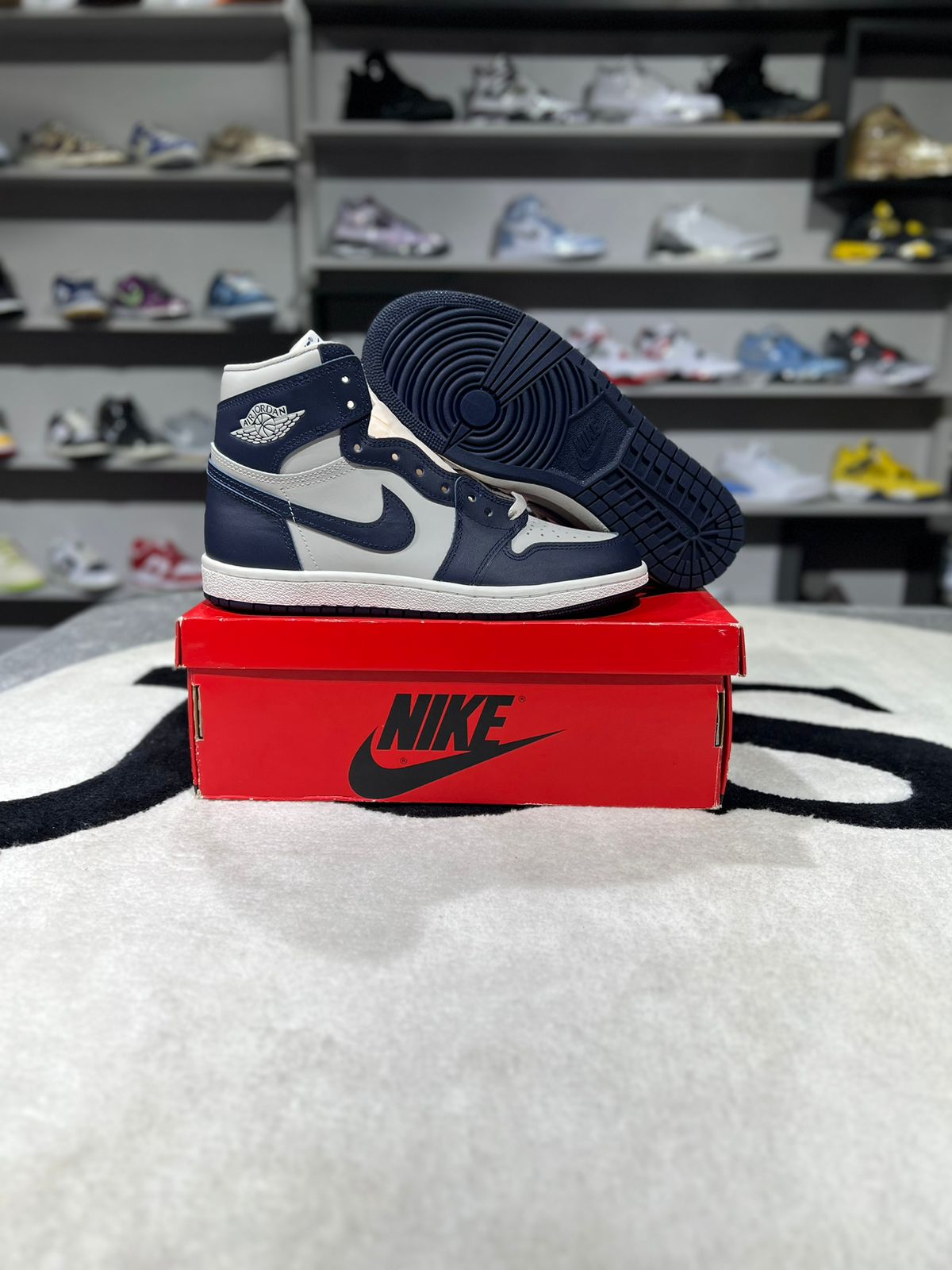 JORDAN RETRO 1 HIGH 85 GEORGETOWN