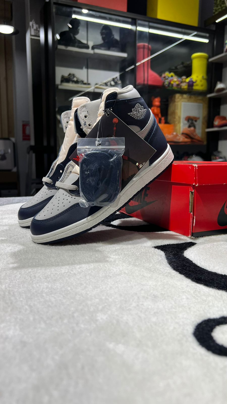 JORDAN RETRO 1 HIGH 85 GEORGETOWN