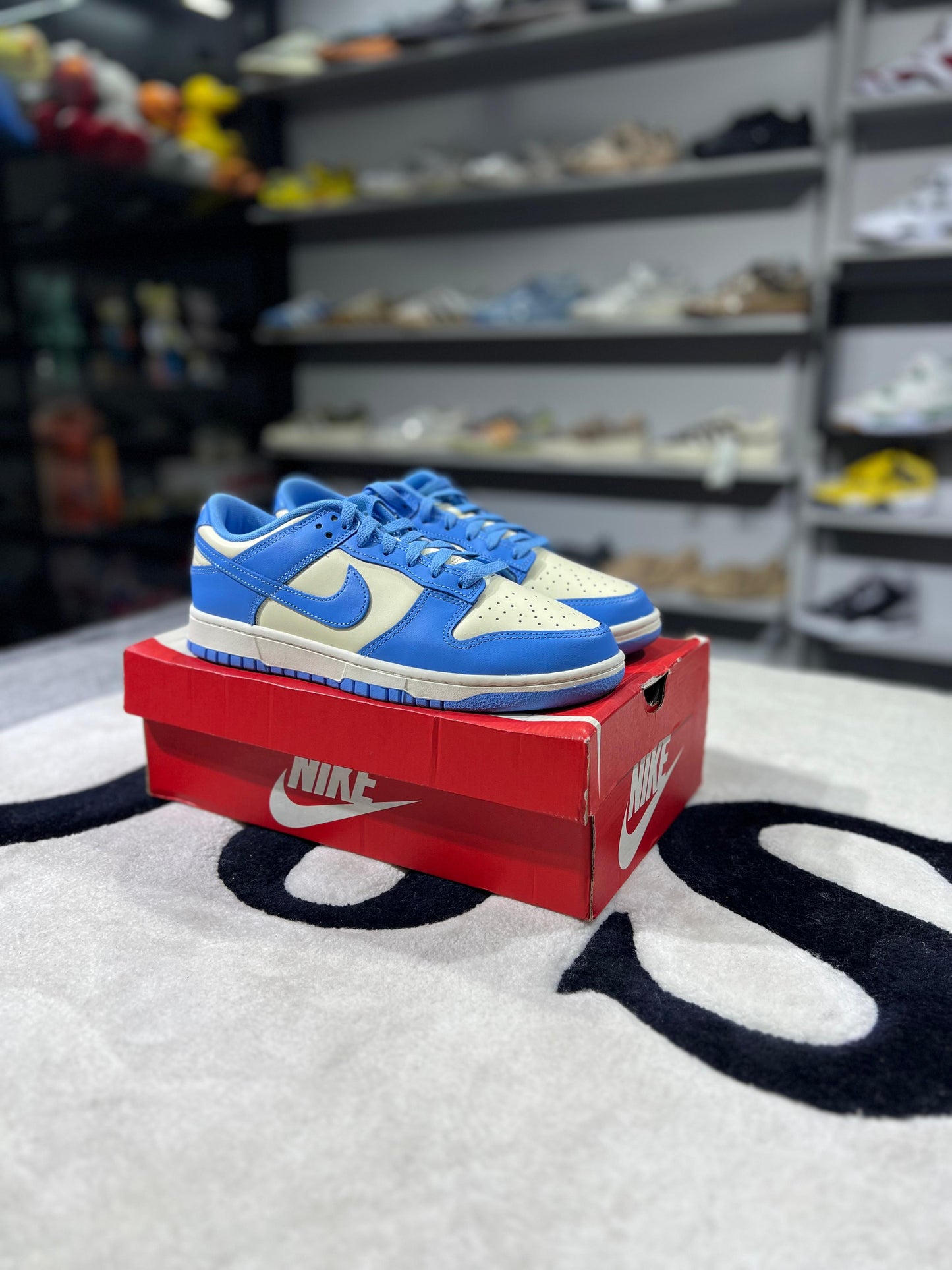 Nike Dunk Low Retro University Blue