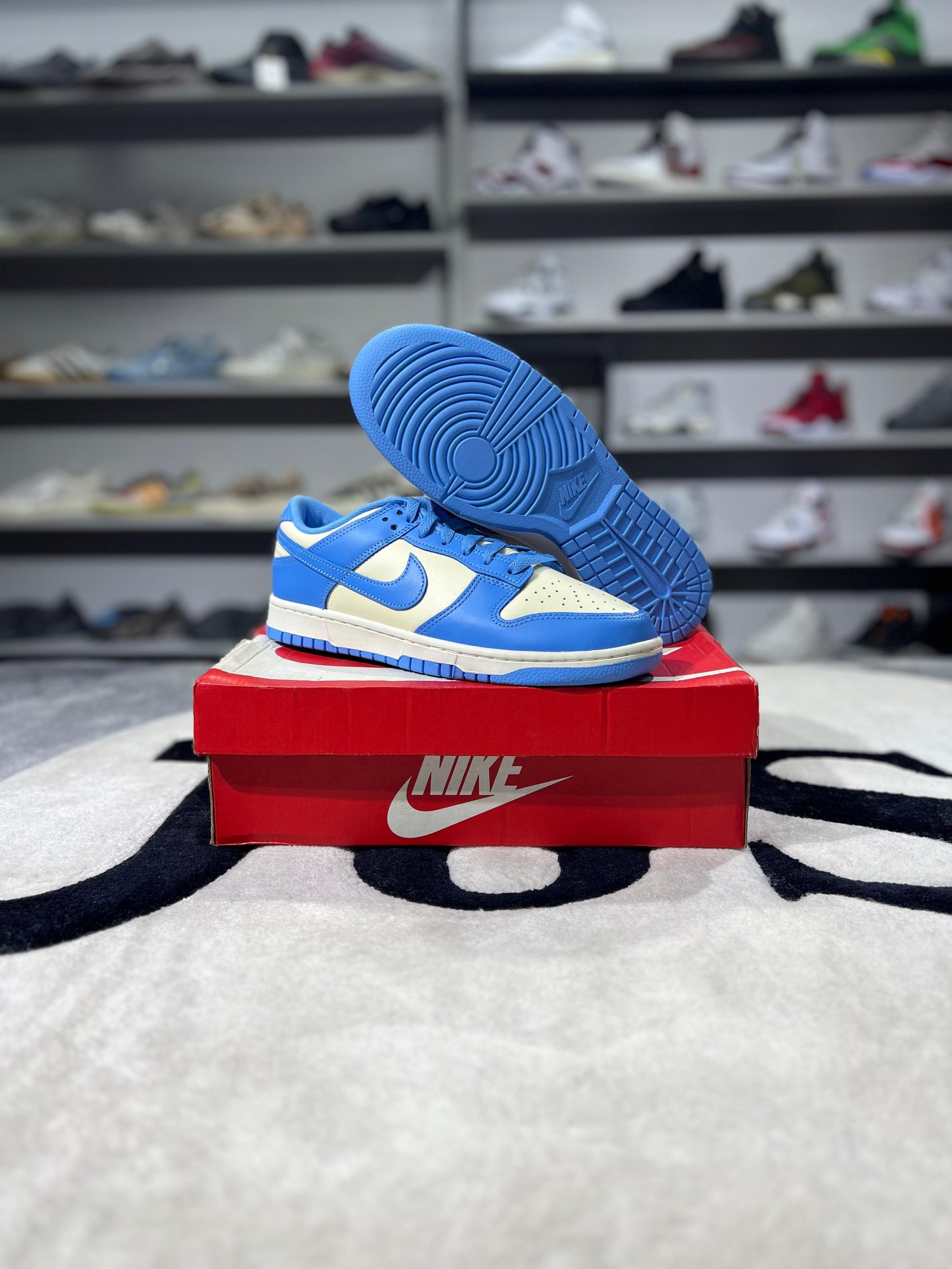 Nike Dunk Low Retro University Blue