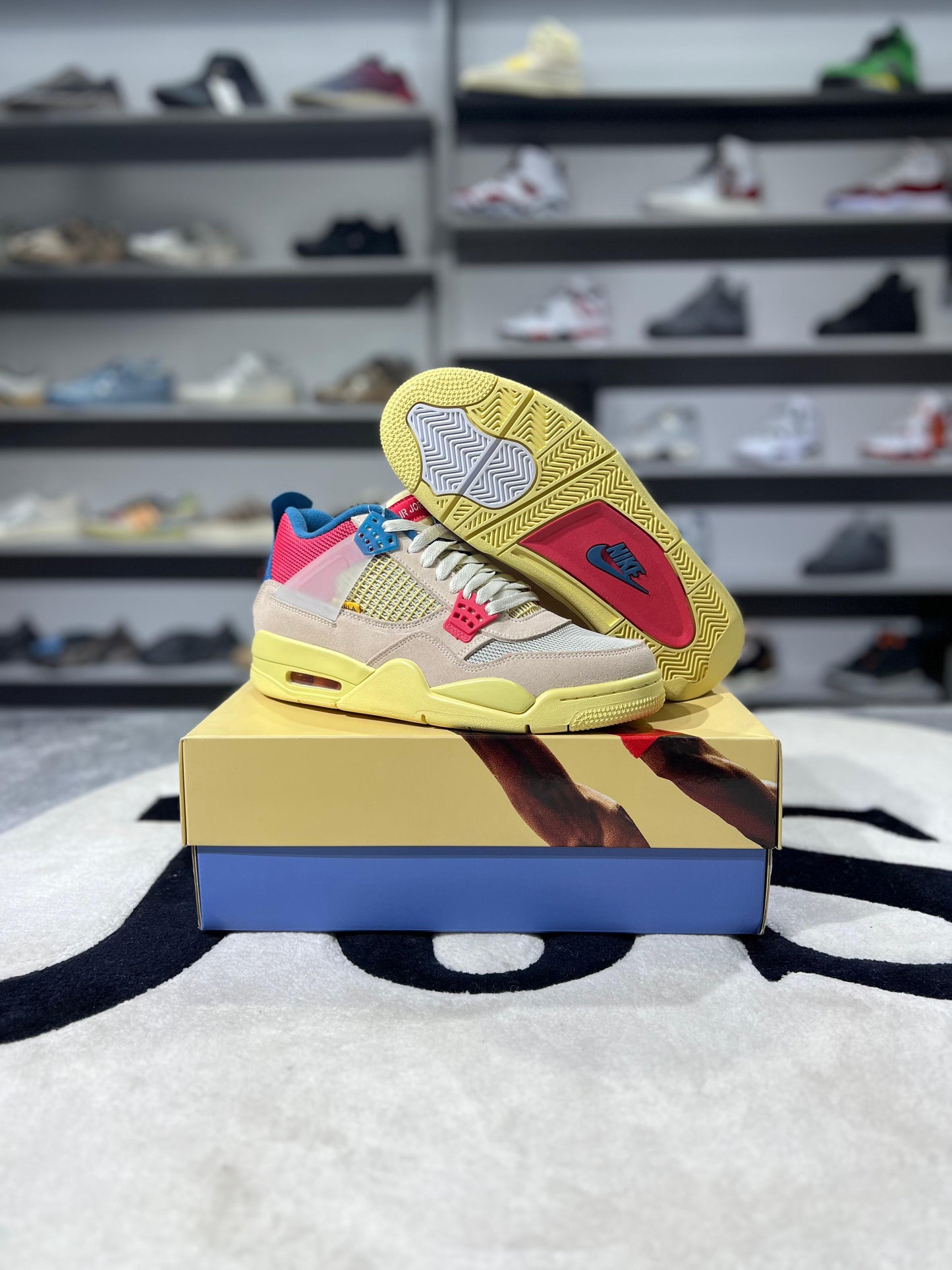 Jordan 4 Retro Union Guava Ice