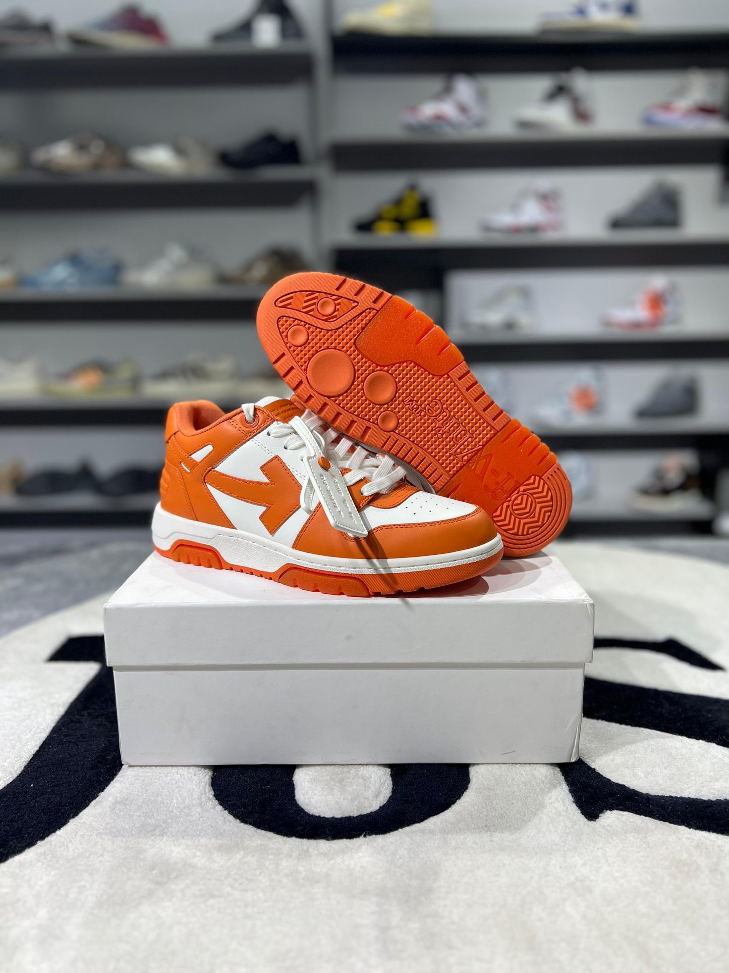 OFF-WHITE Out Of Office OOO Low Tops White Orange