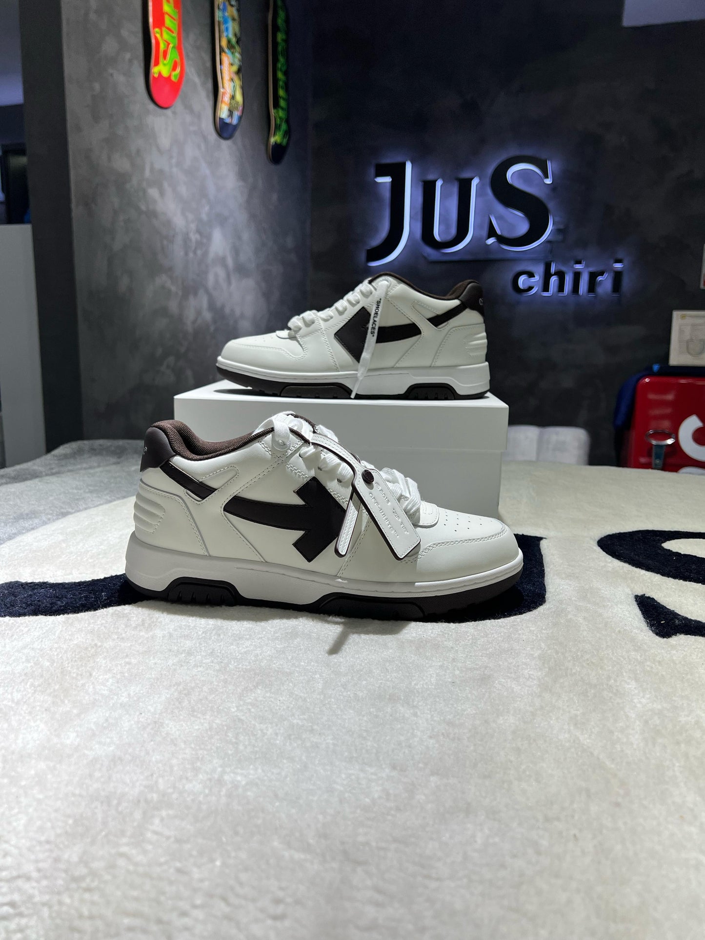Off-White White & Brown Out Of Office Sneakers