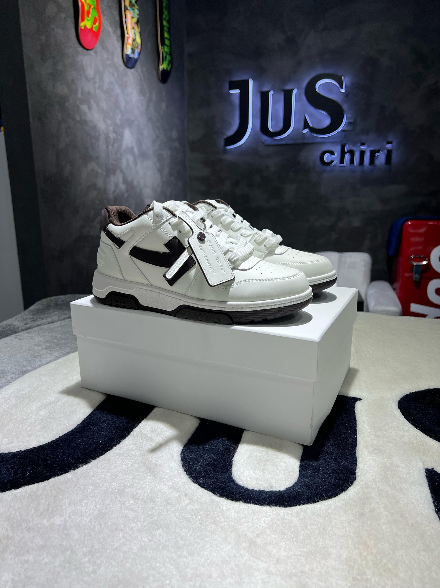 Off-White White & Brown Out Of Office Sneakers