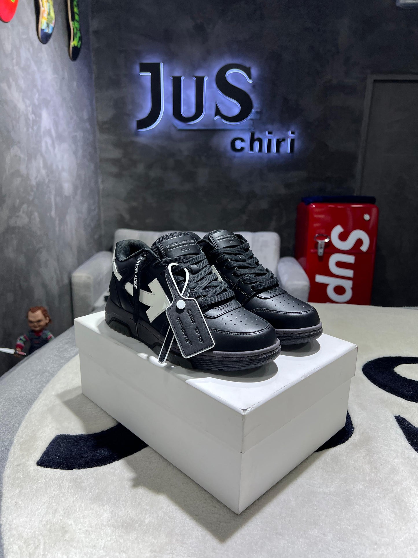 OFF-WHITE Out Of Office OOO Low Tops Black Grey White