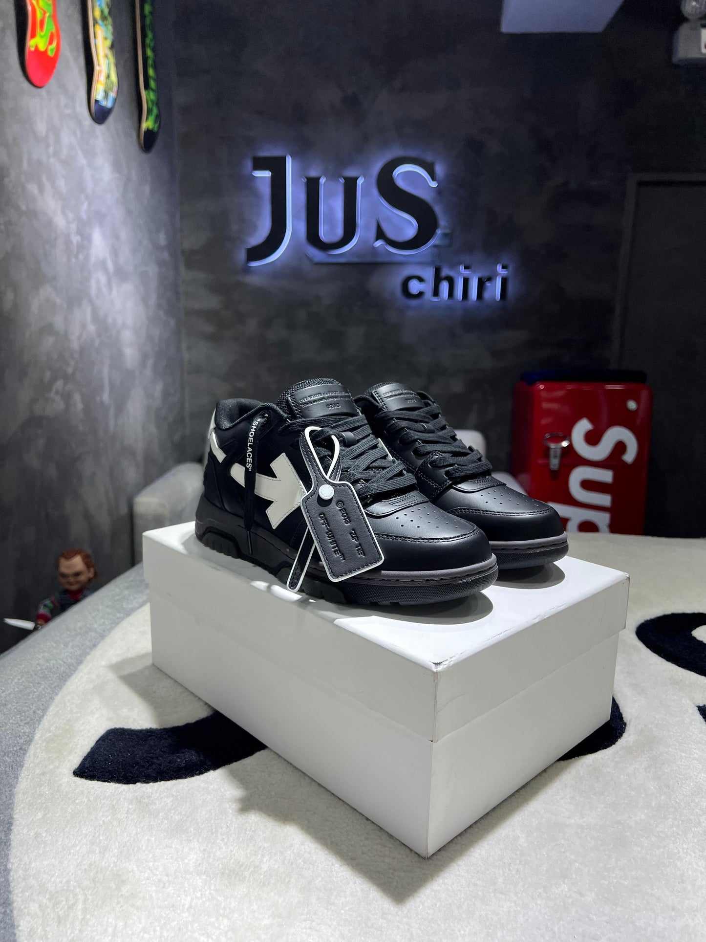 OFF-WHITE Out Of Office OOO Low Tops Black Grey White
