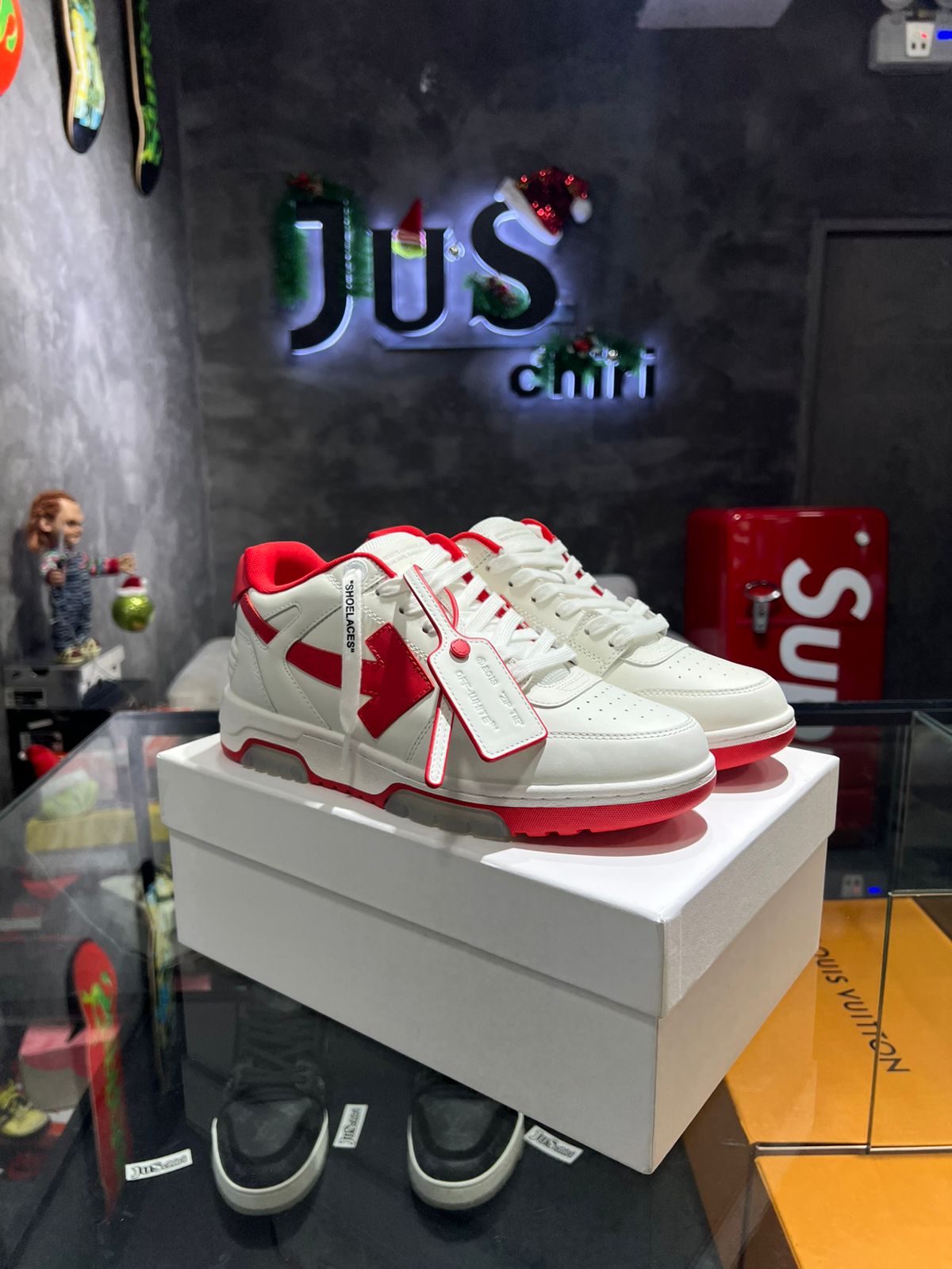 Off-White Out of Office Low 'White Red'