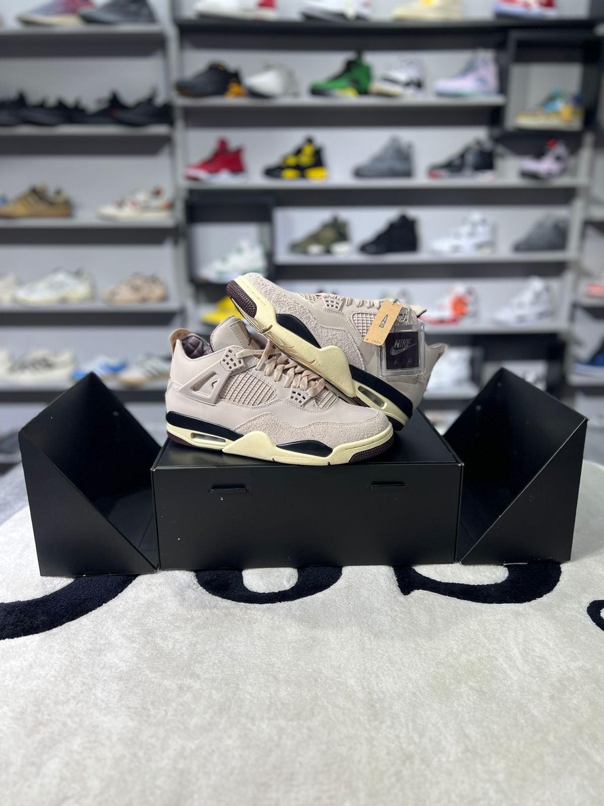 Jordan 4 Retro A Ma Maniére While You Were Sleeping