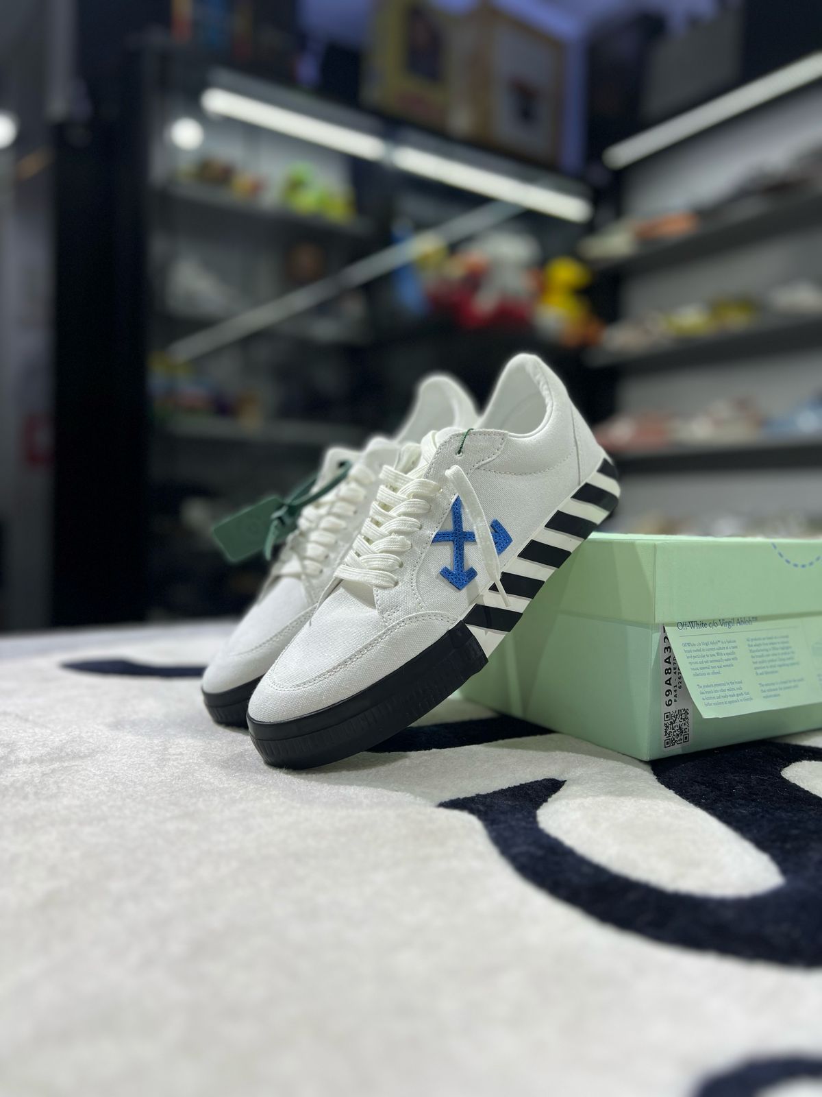 OFF-WHITE Vulc Low White Teal Canvas
