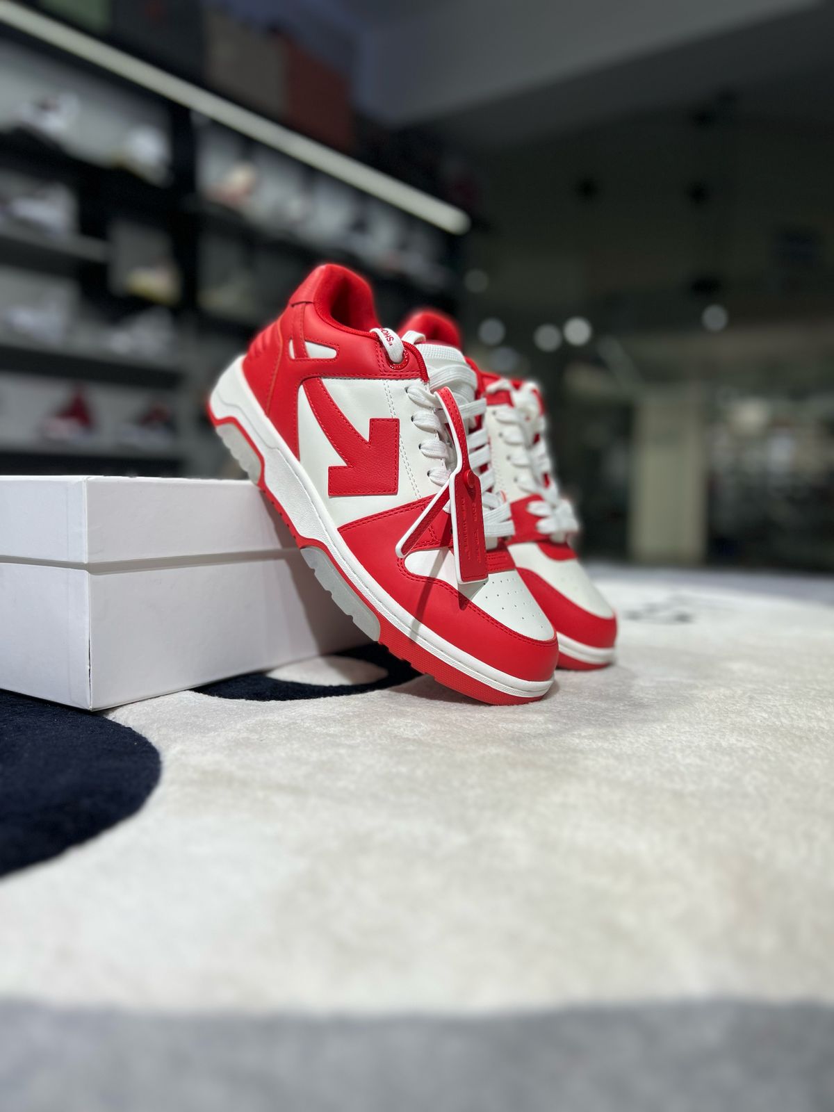 OFF-WHITE Out Of Office OOO Low Tops Red