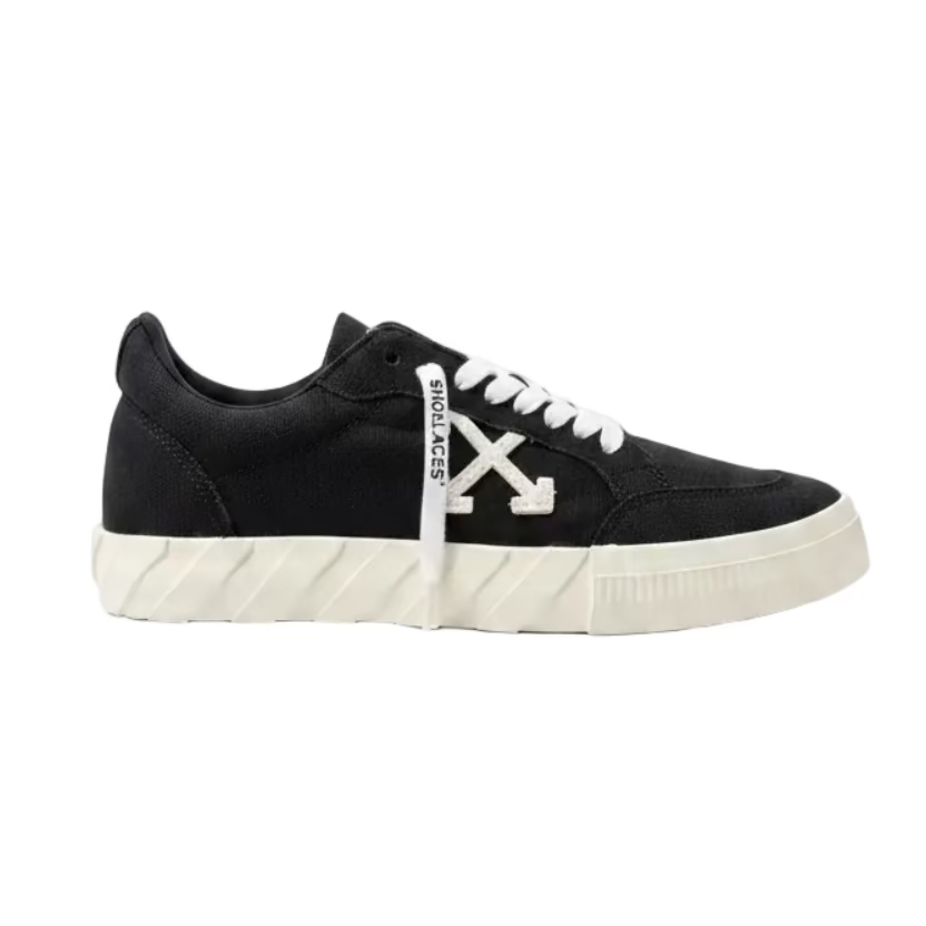 Off-White Low Vulcanized Canvas Sneakers in Black White