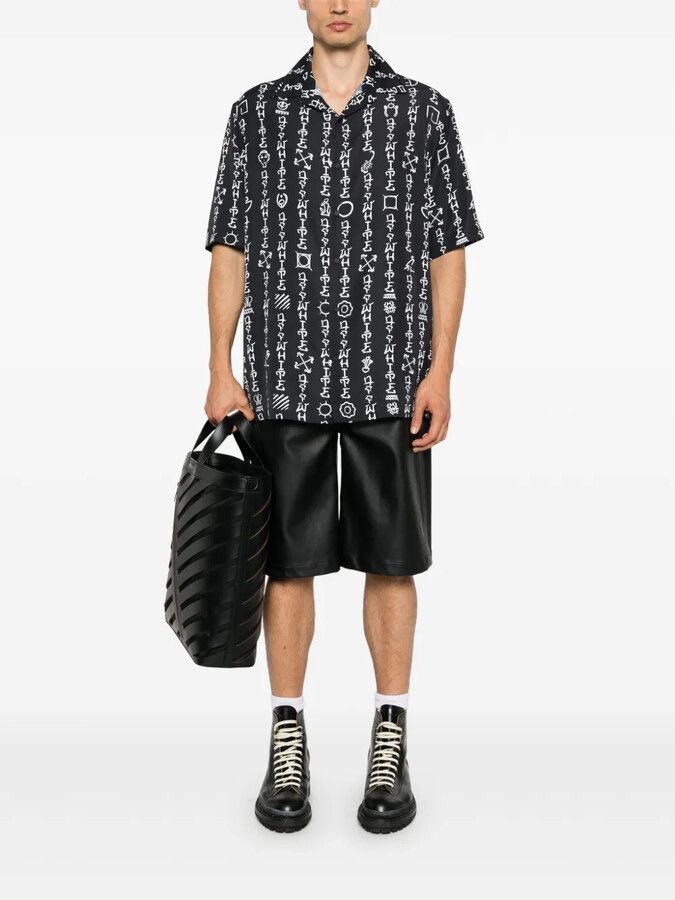 Off-White Logo Print Camp-Collar