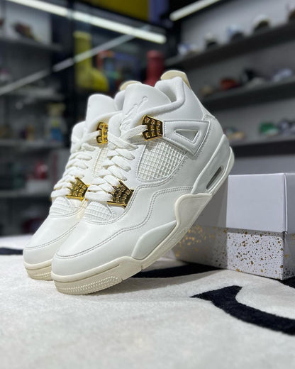 JORDAN RETRO 4 METALLIC GOLD