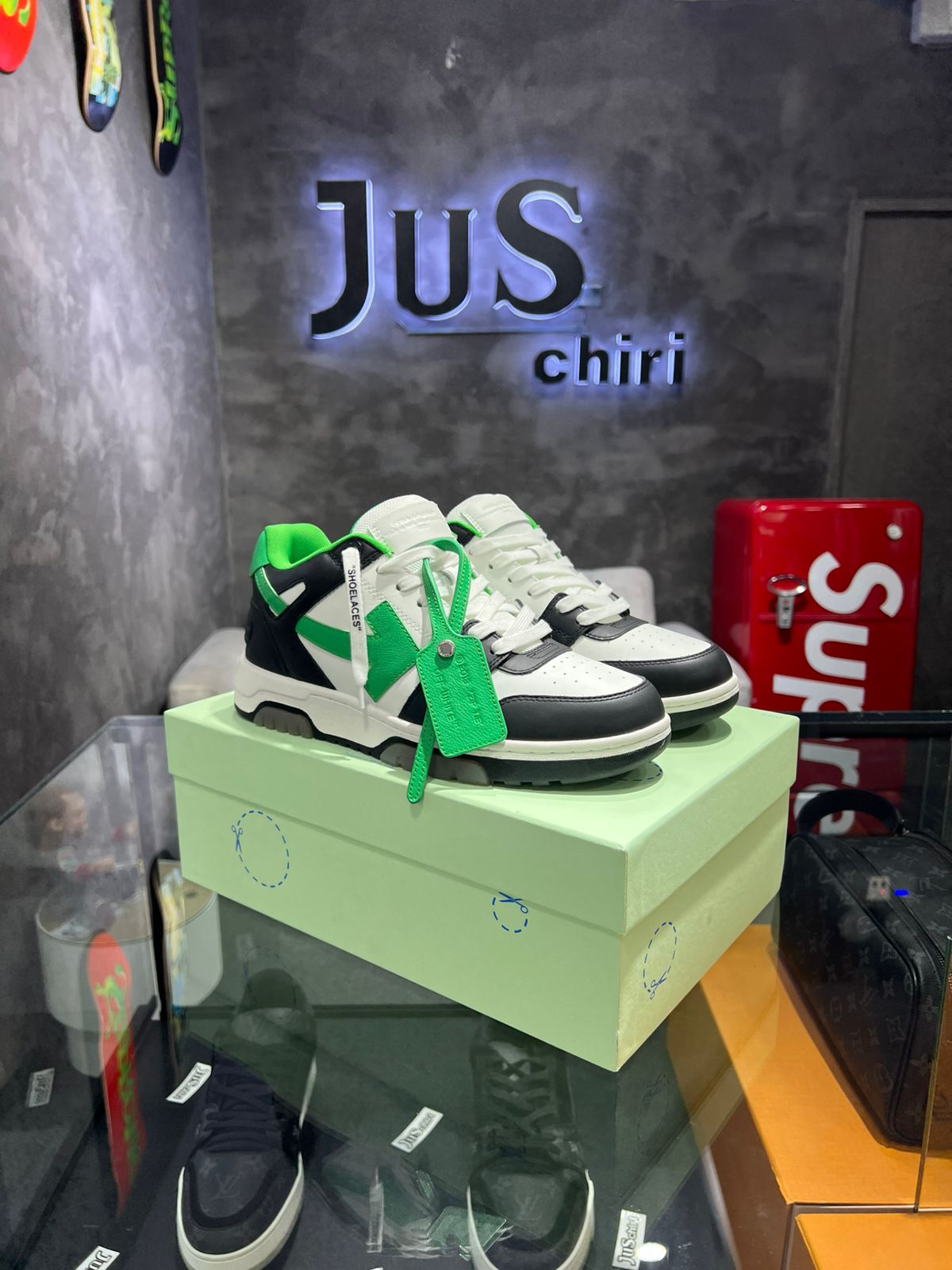 OFF-WHITE Out Of Office "OOO" Low Tops Black Green