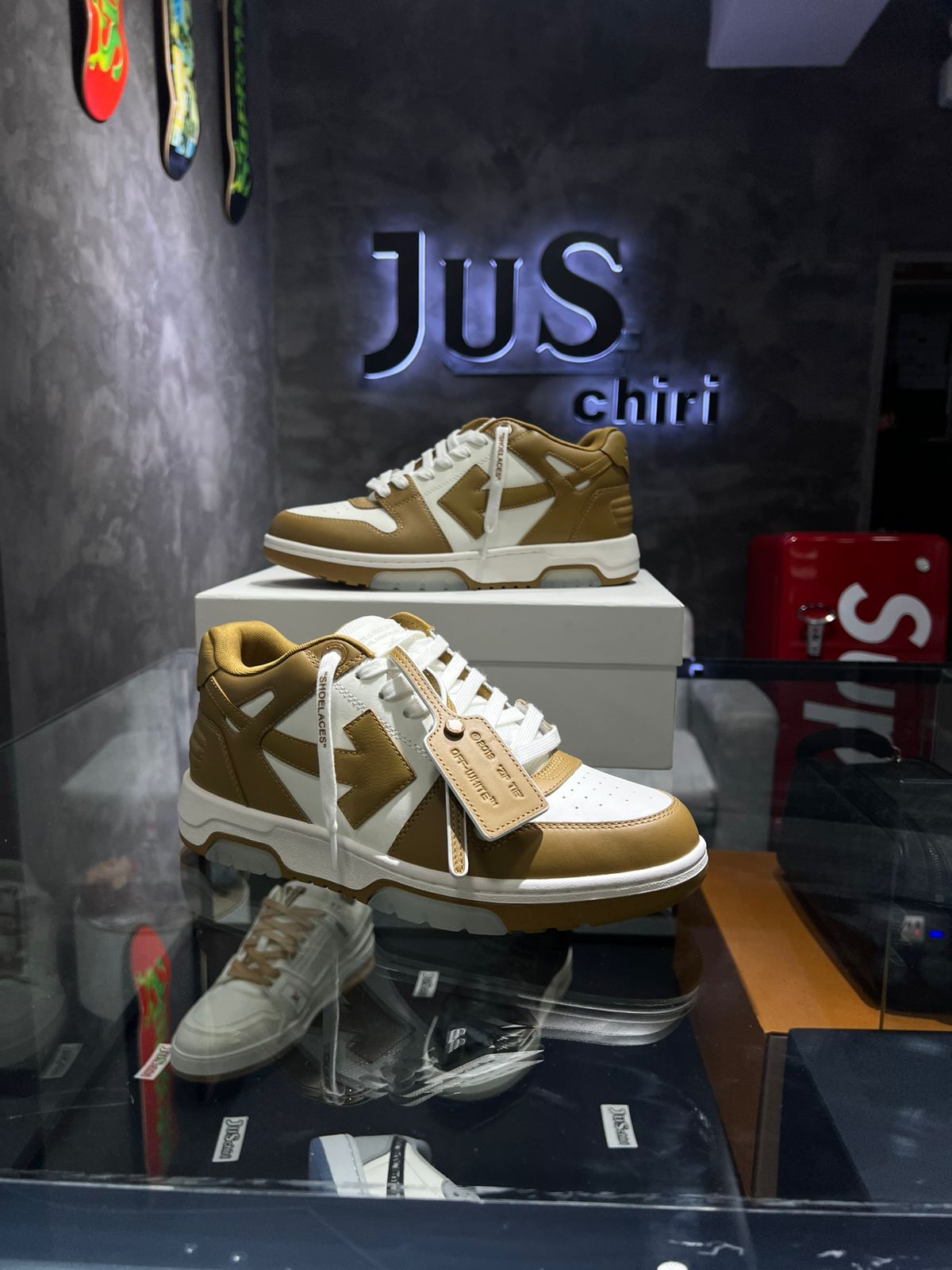 Off-White OUT OF OFFICE TRAINERS