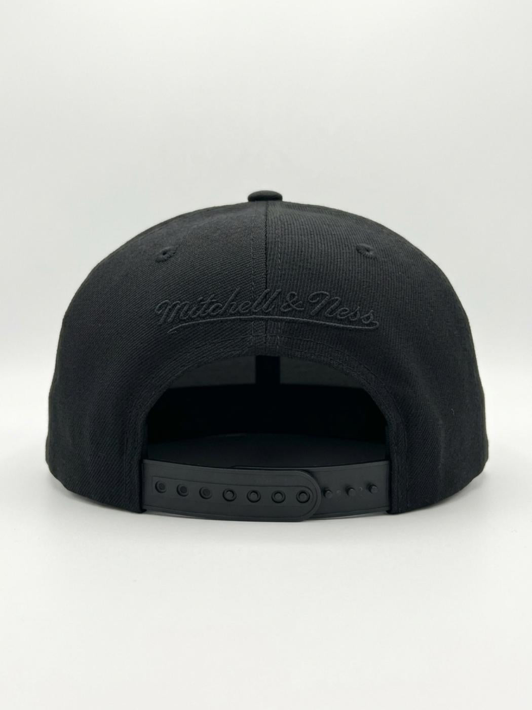 Mitchell & Ness Balon Fuego Black