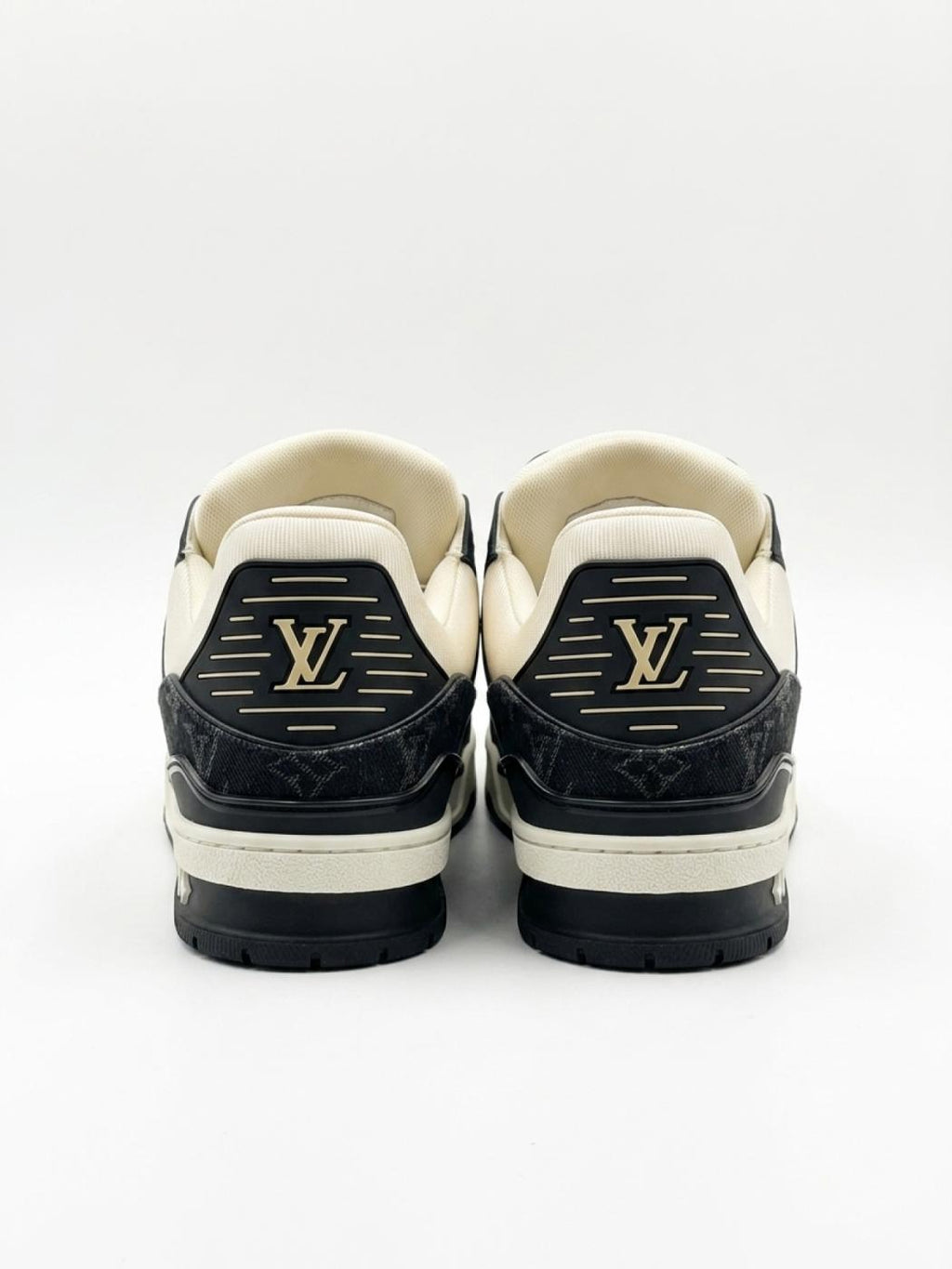 Louis Vuitton | LV Trainer White Black | 9 UK (43 EUR)