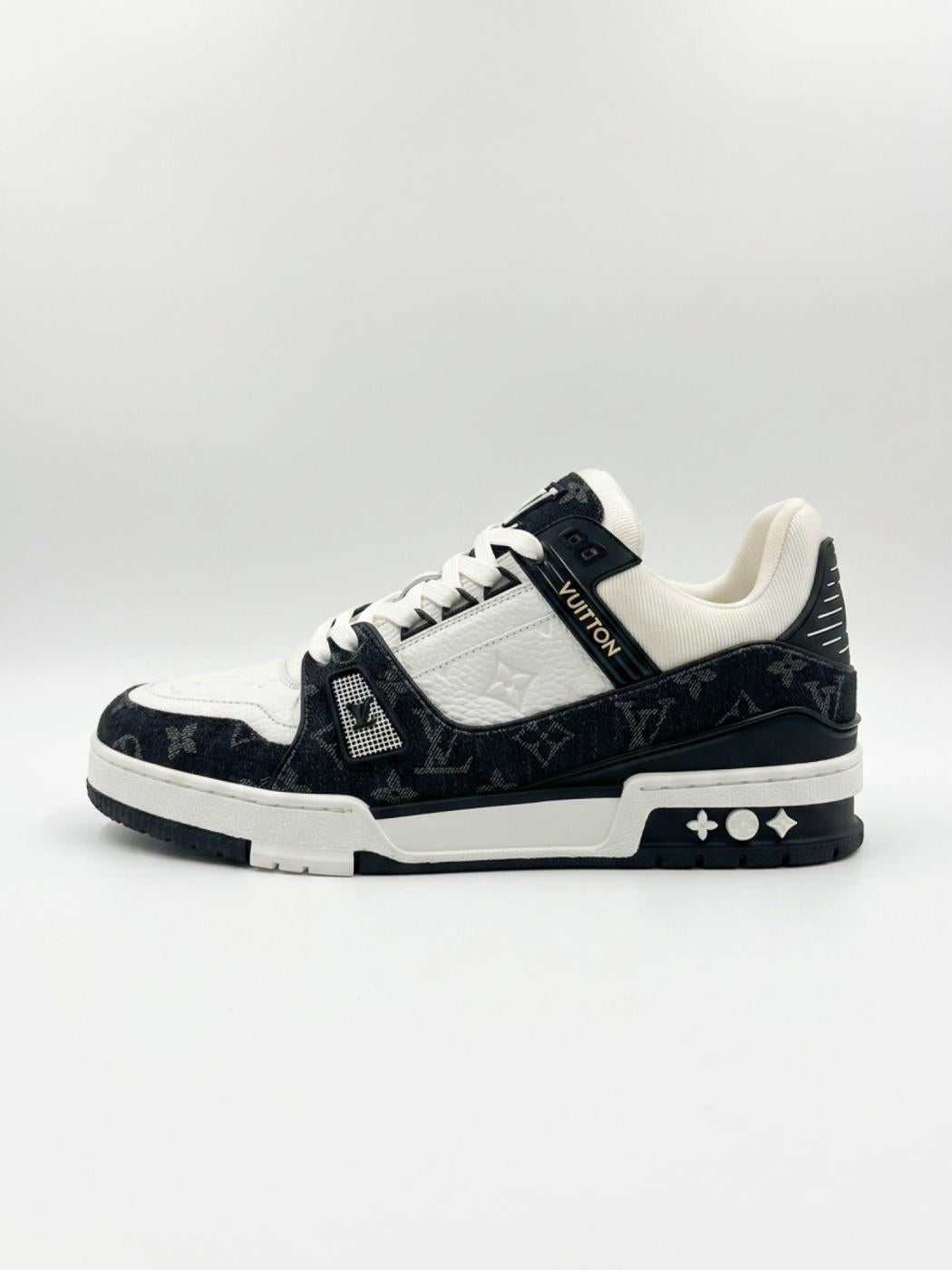 Louis Vuitton | LV Trainer White Black | 9 UK (43 EUR)