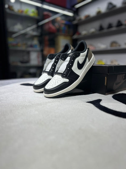 JORDAN  1 RETRO LOW OG MOCHA