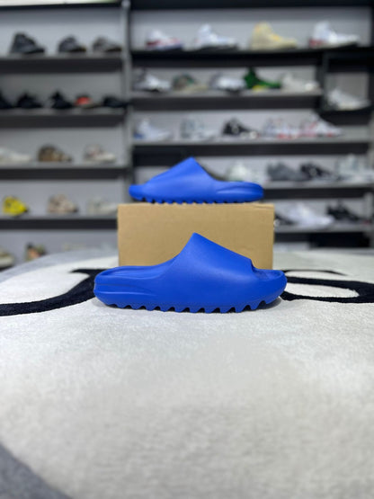 YEEZY SLIDE AZURE