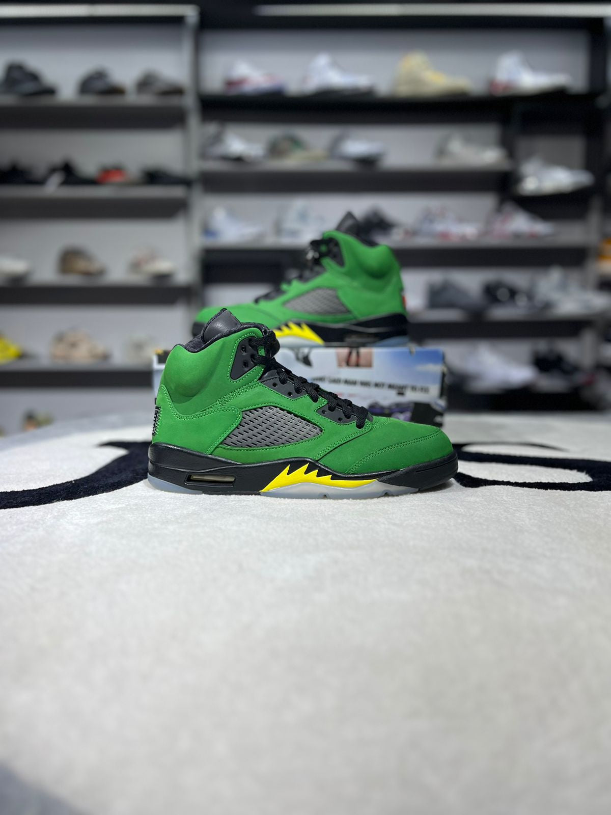 Jordan 5 Retro SE Oregon