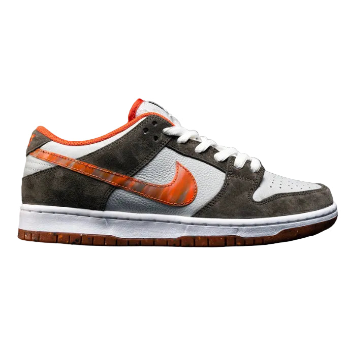 Nike Dunk SB Low Crushed D.C