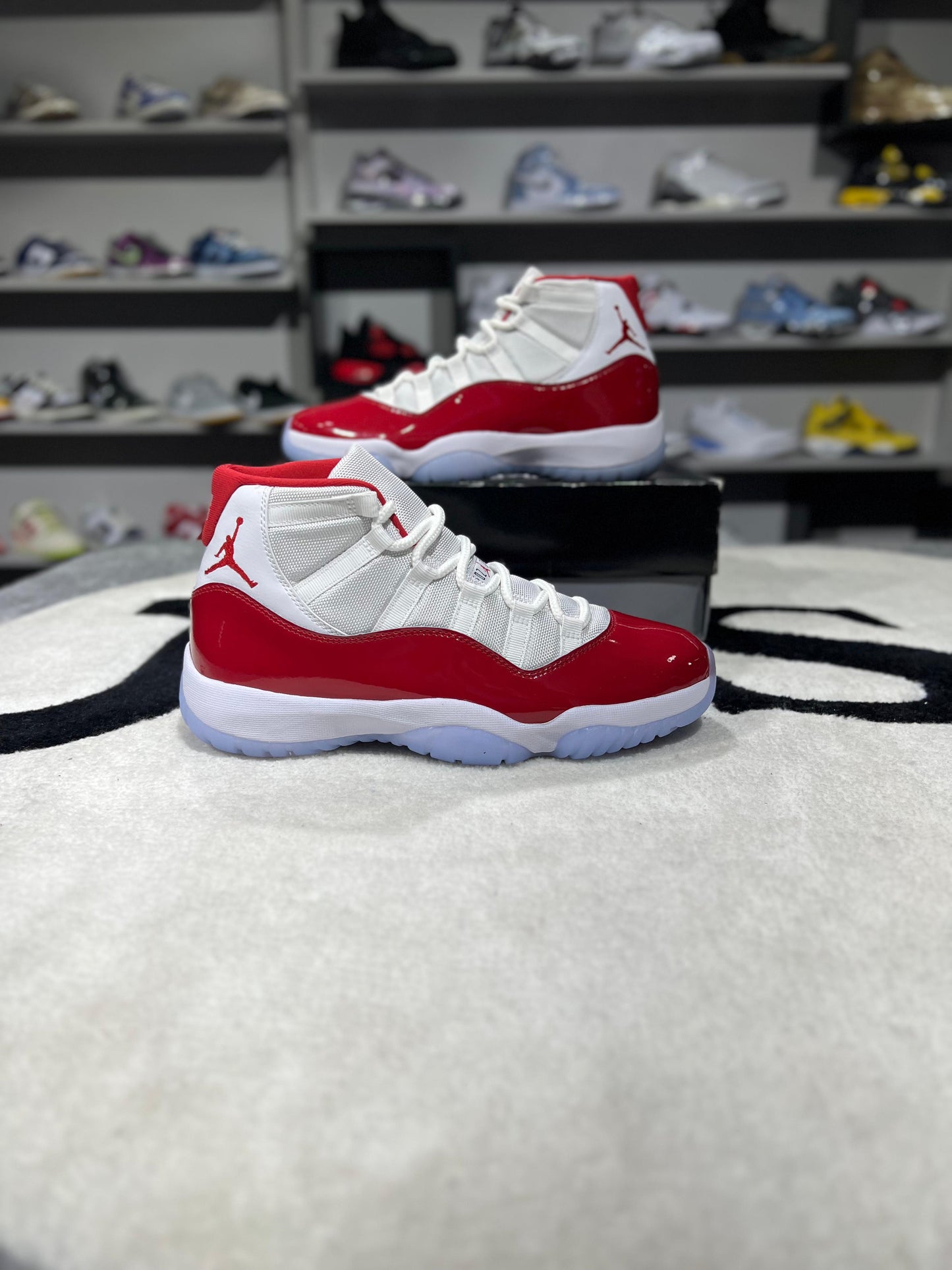 JORDAN RETRO 11 CHERRY (2022)