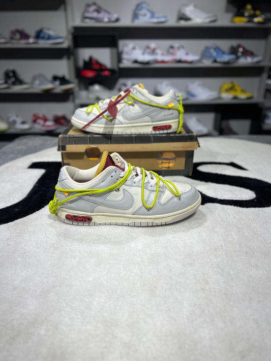 DUNK LOW OFF-WHITE LOT 8