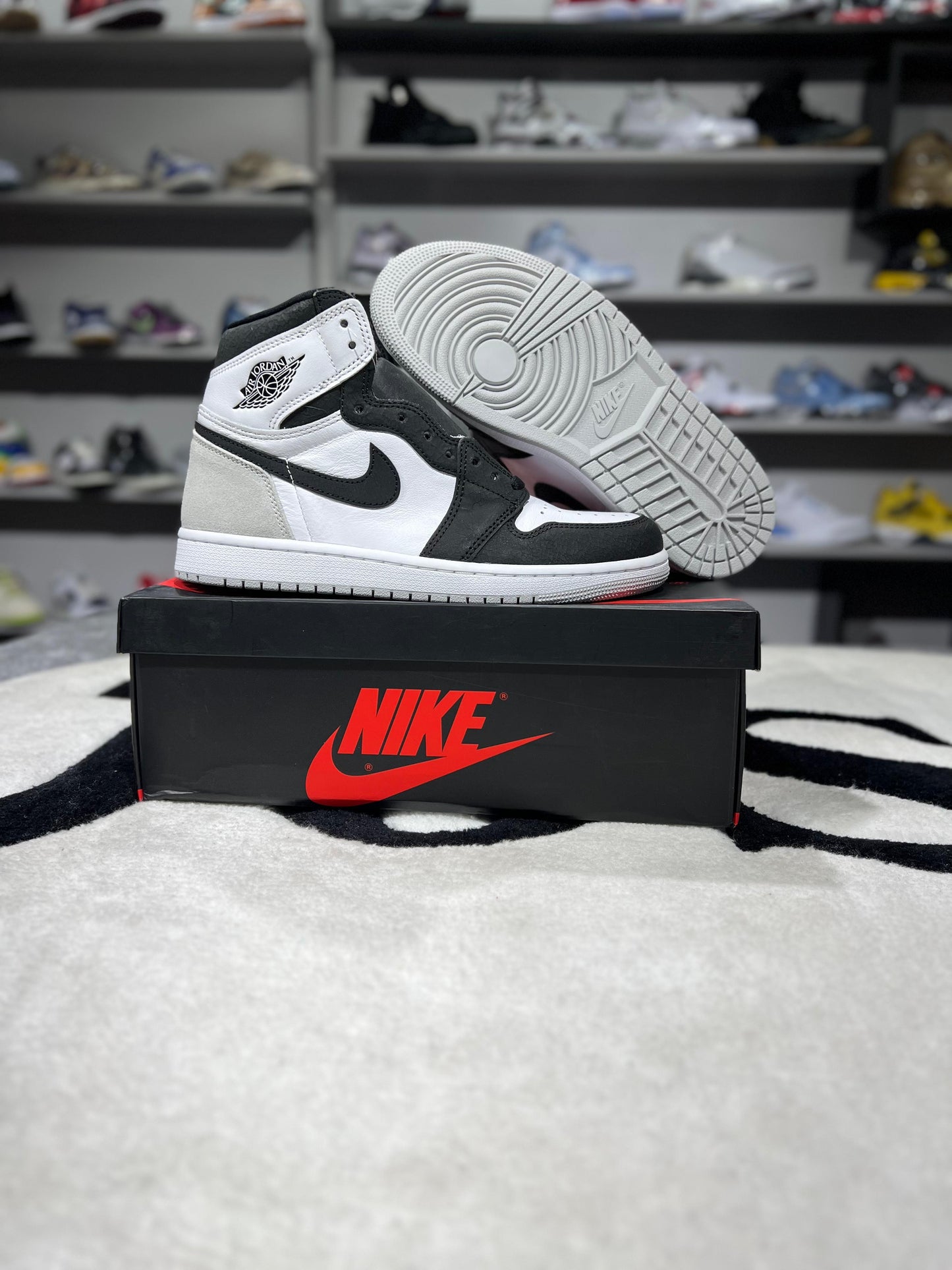 JORDAN RETRO 1 HIGH BLEACHED CORAL