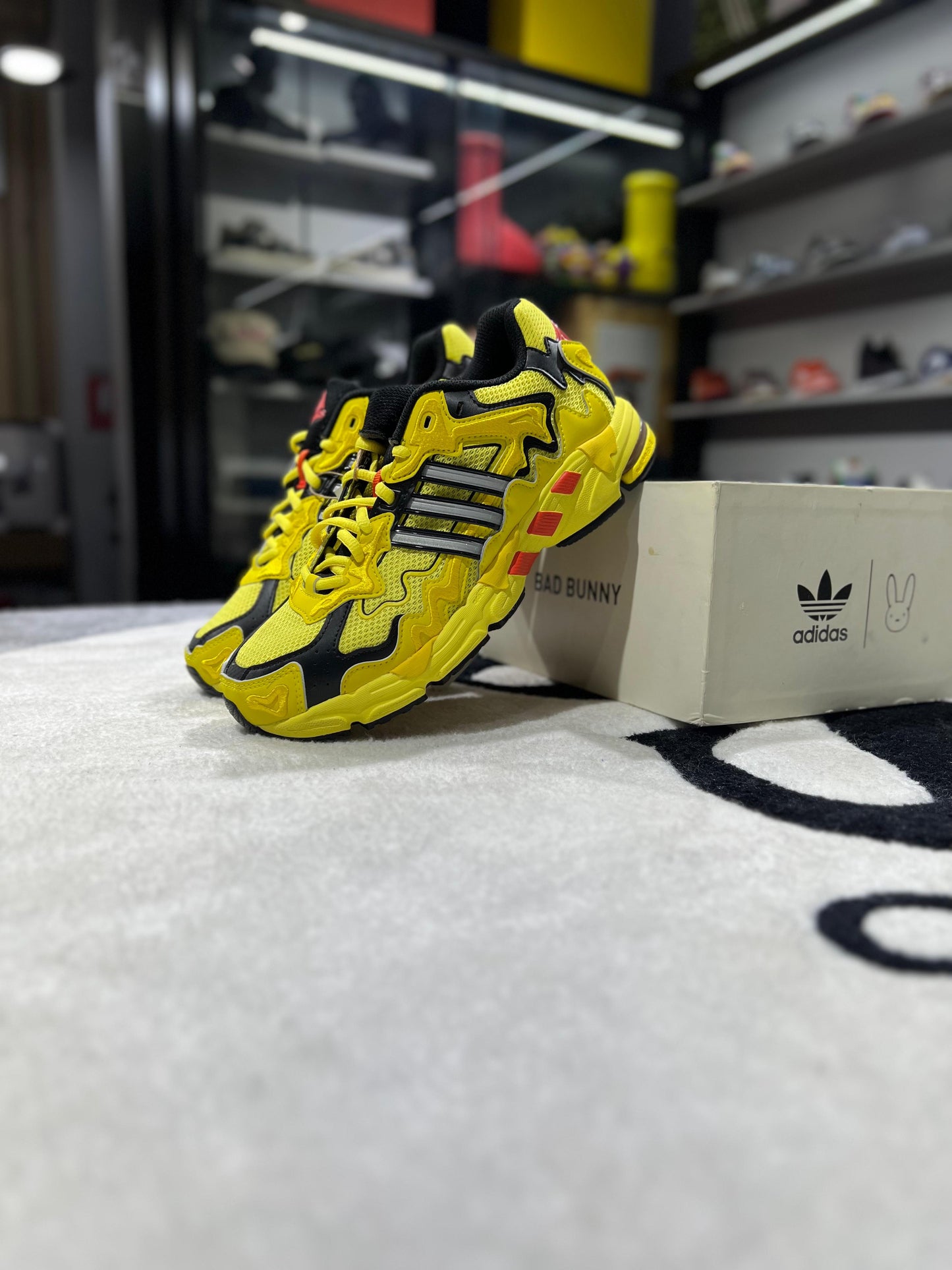 BAD BUNNY RESPONSE YELLOW