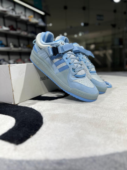 BAD BUNNY FORUM LOW BLUE TINT