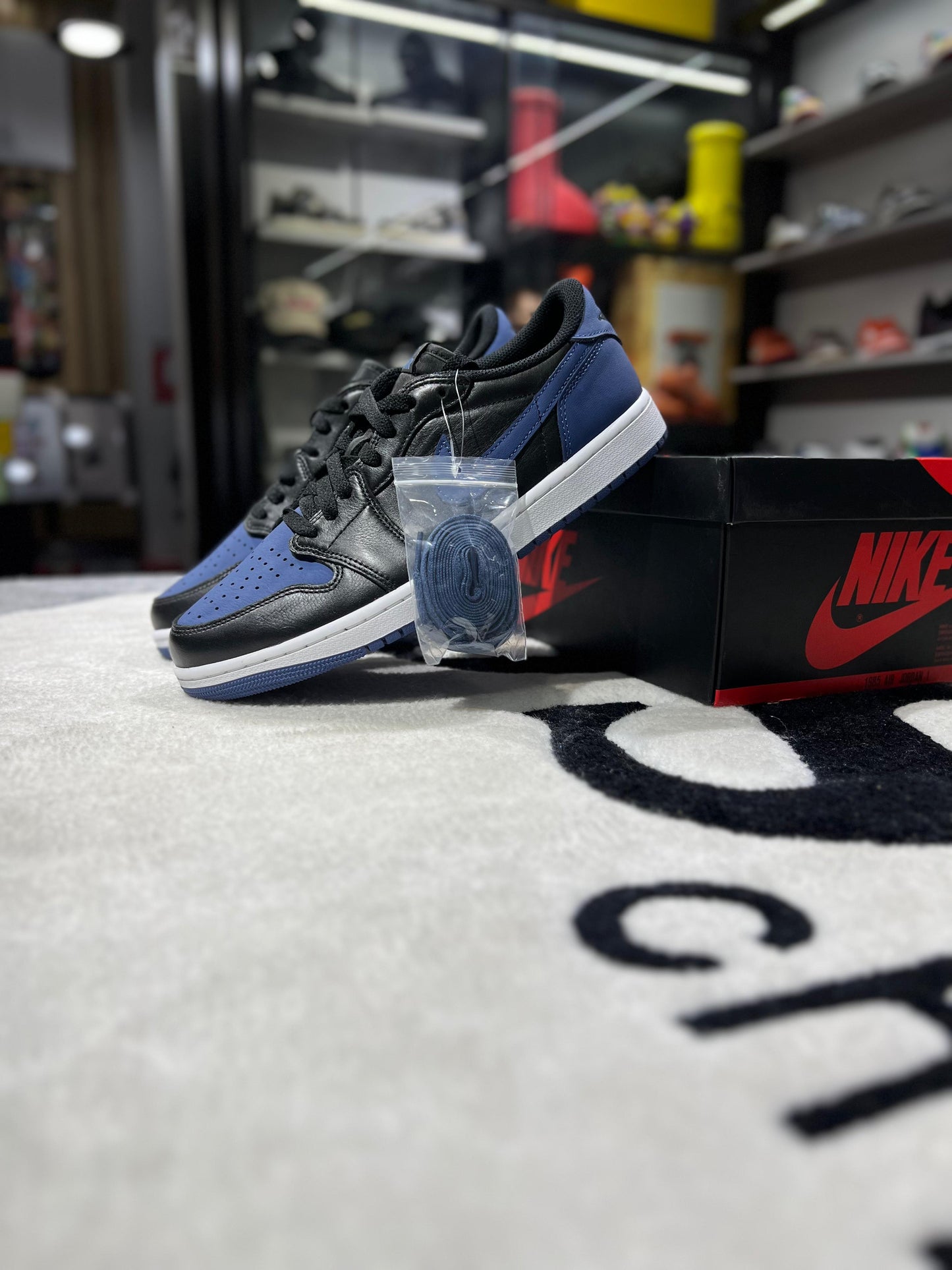 JORDAN RETRO 1 LOW OG MYSTIC NAVY