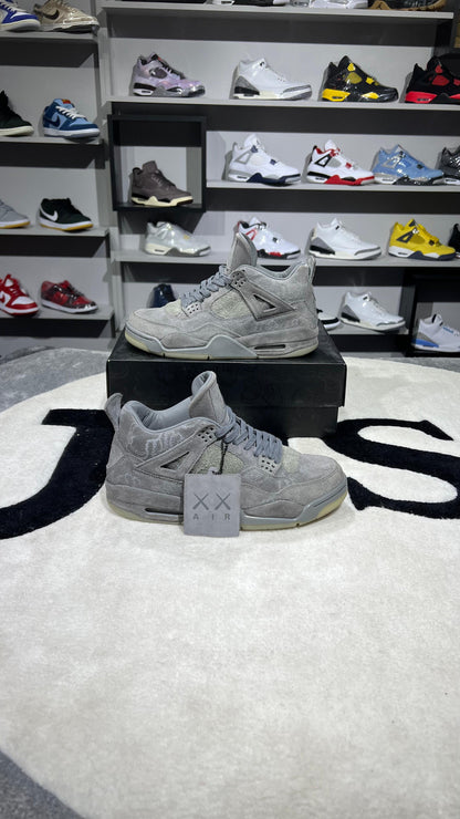 JORDAN RETRO 4 KAWS