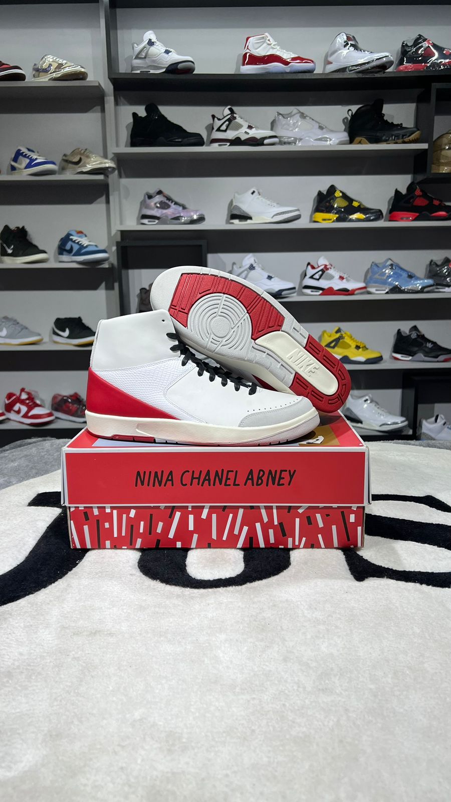 JORDAN  2 RETRO NINA CHANEL ABNEY