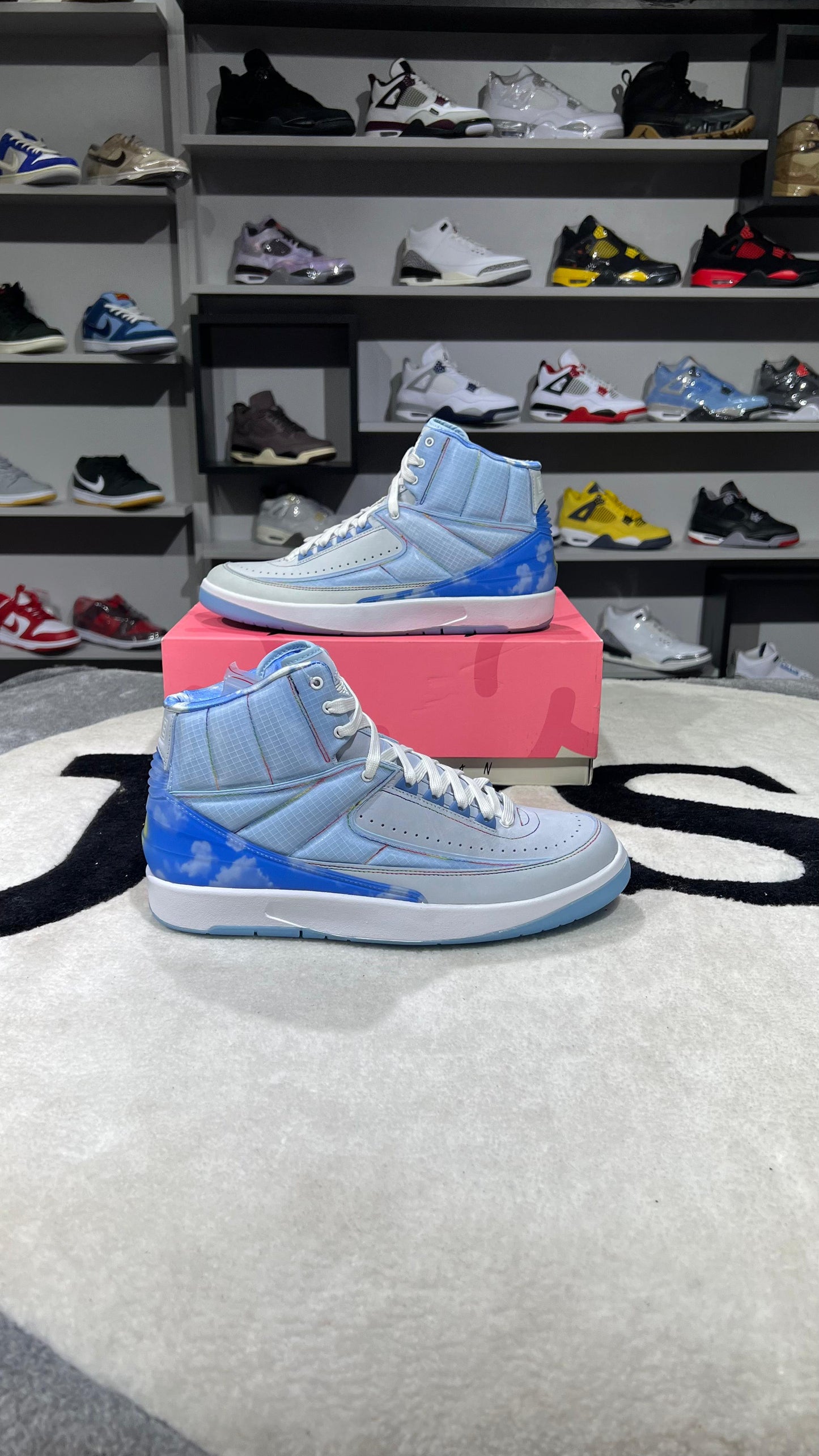 JORDAN RETRO 2 J BALVIN