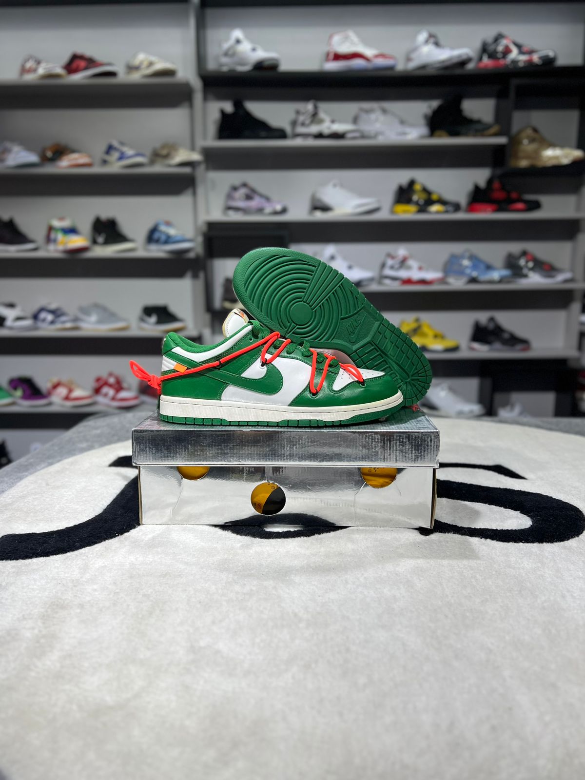 DUNK LOW OFF-WHITE PINE GREEN