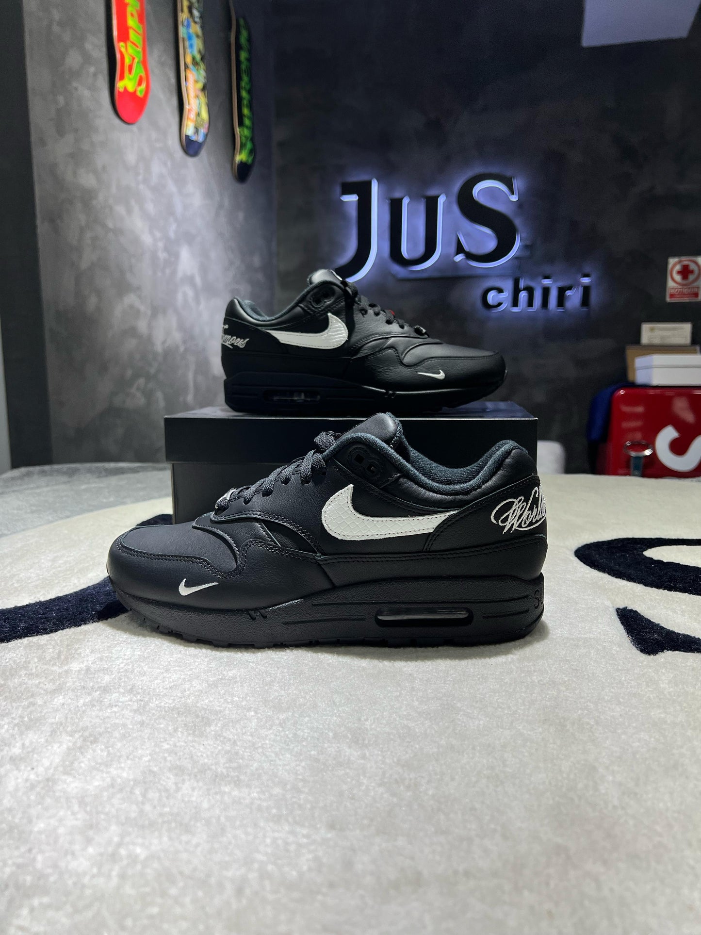 Nike Air Max 1 '87 SP Supreme Black White