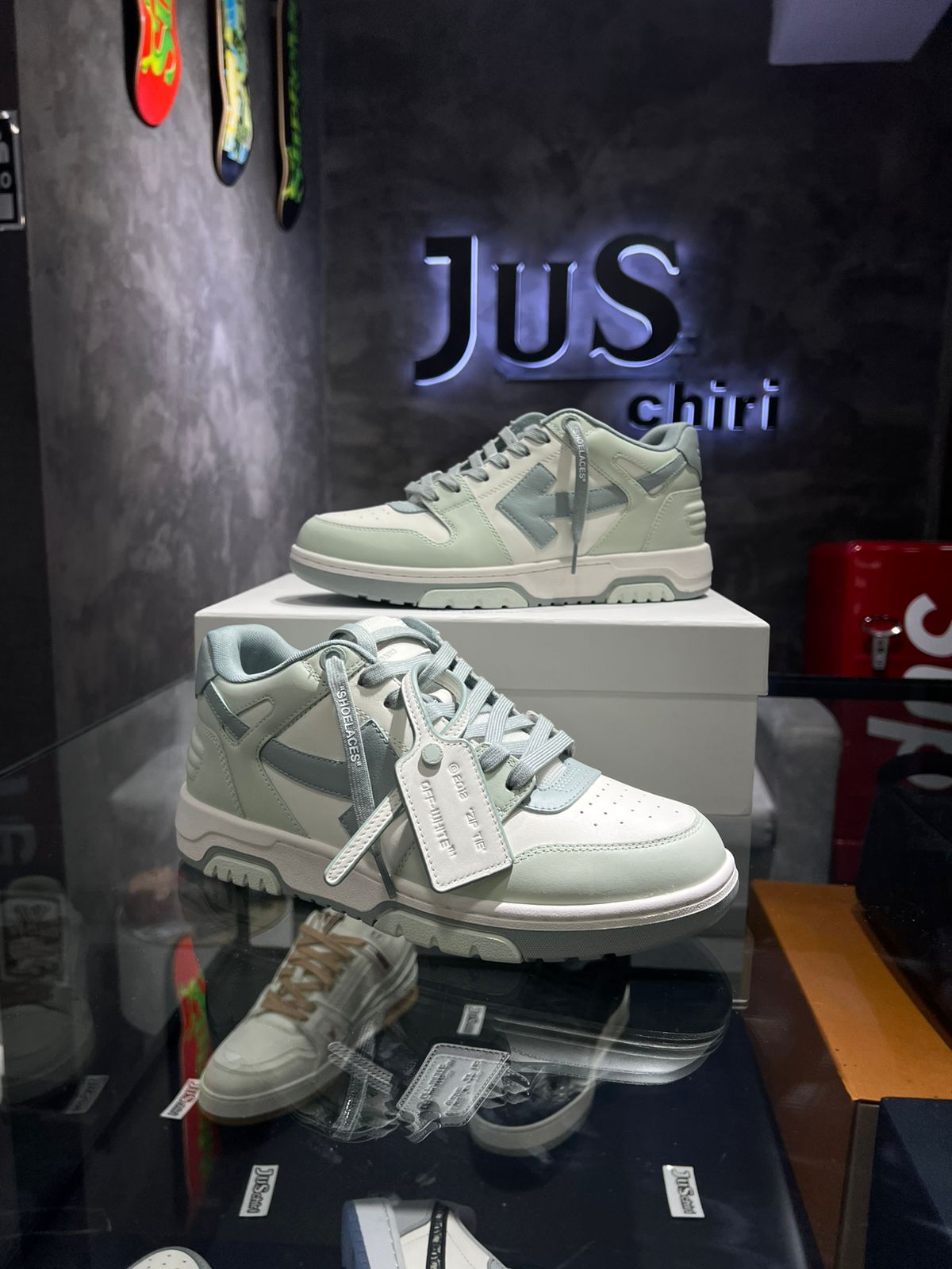 OFF-WHITE Out Of Office OOO Low Tops Green White