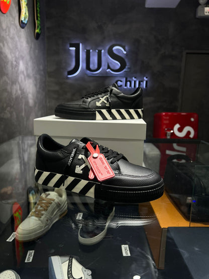Off-White Low Vulc Black White