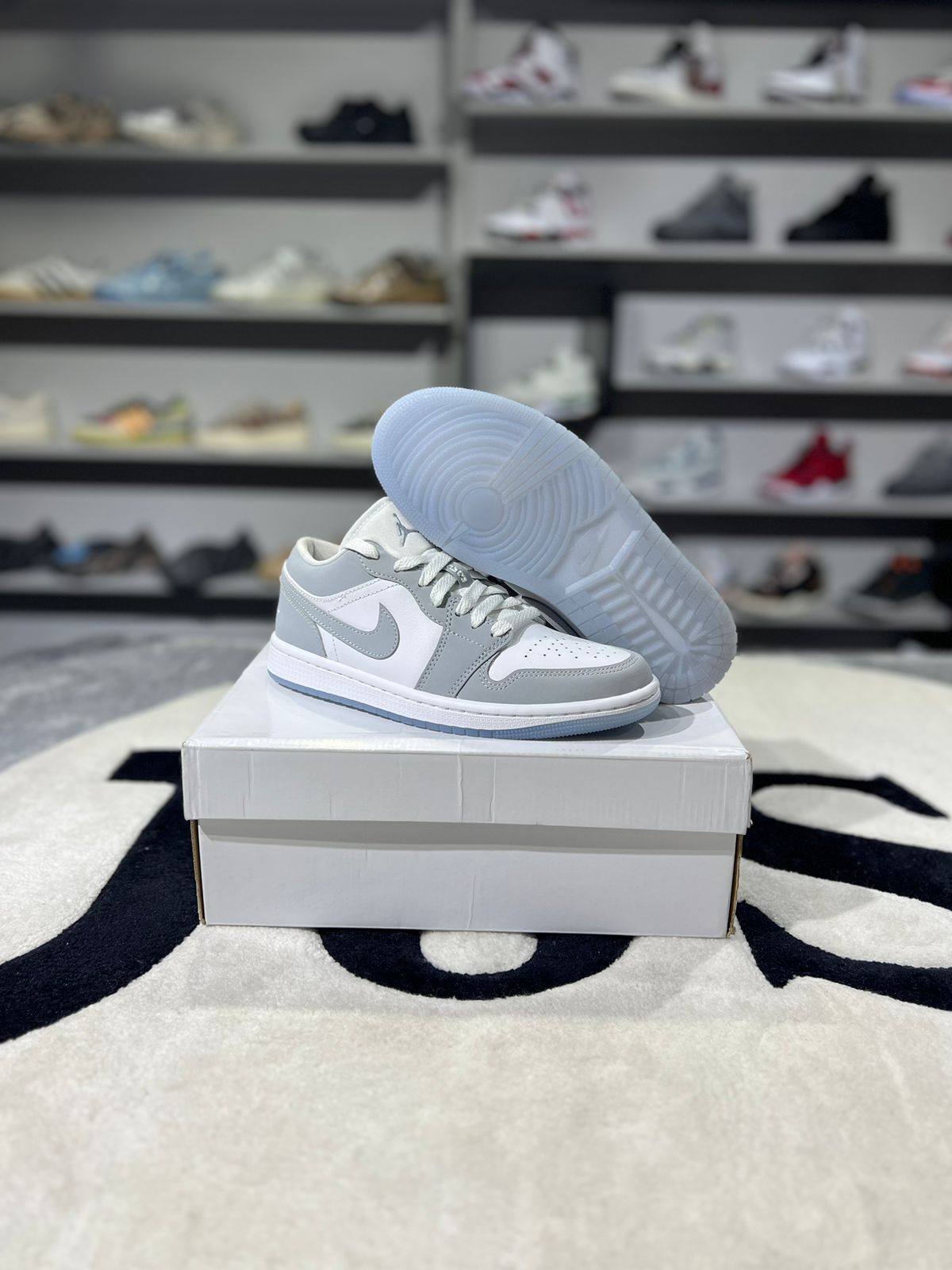 Jordan 1 Low Wolf Grey (Women's)