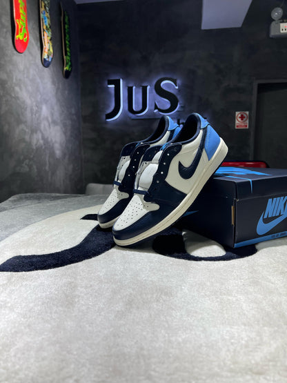 Jordan Retro 1 Low  UNC Obsidian
