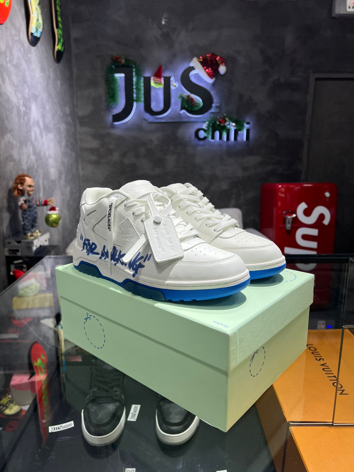 OFF-WHITE Out Of Office OOO Low Tops For Walking White Black