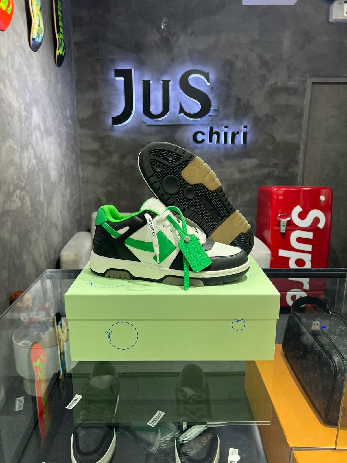 OFF-WHITE Out Of Office "OOO" Low Tops Black Green
