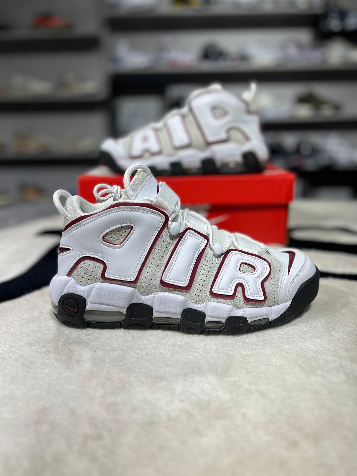 NIKE AIR MORE UPTEMPO 96 BULLS