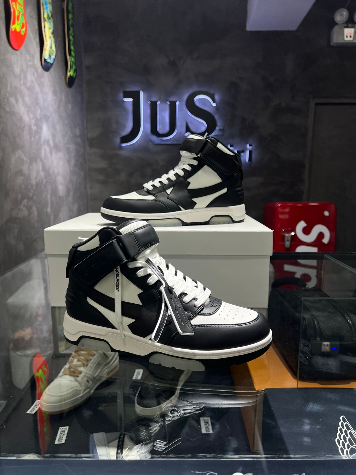 Off-White Out Of Office Mid Top Panda